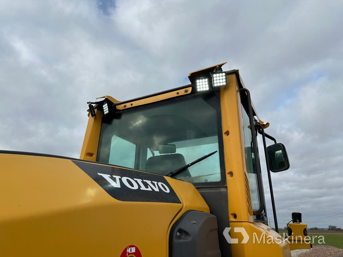 Cargadora de ruedas Hjullastare Volvo L60G [ Copy ]: foto 36