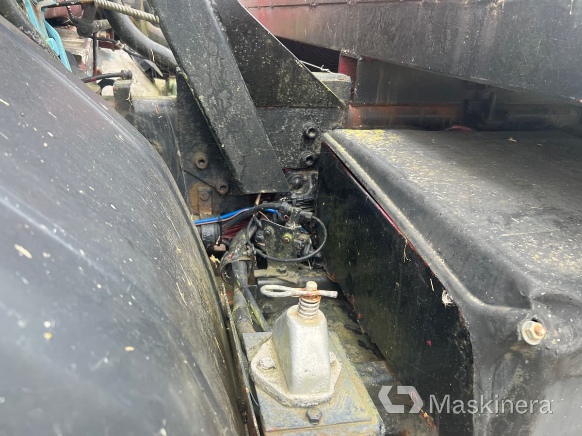 Lastbil Scania P112 M 6x2 - Camión caja abierta: foto 4 Lastbil Scania P112 M 6x2 - Camión caja abierta: foto 4