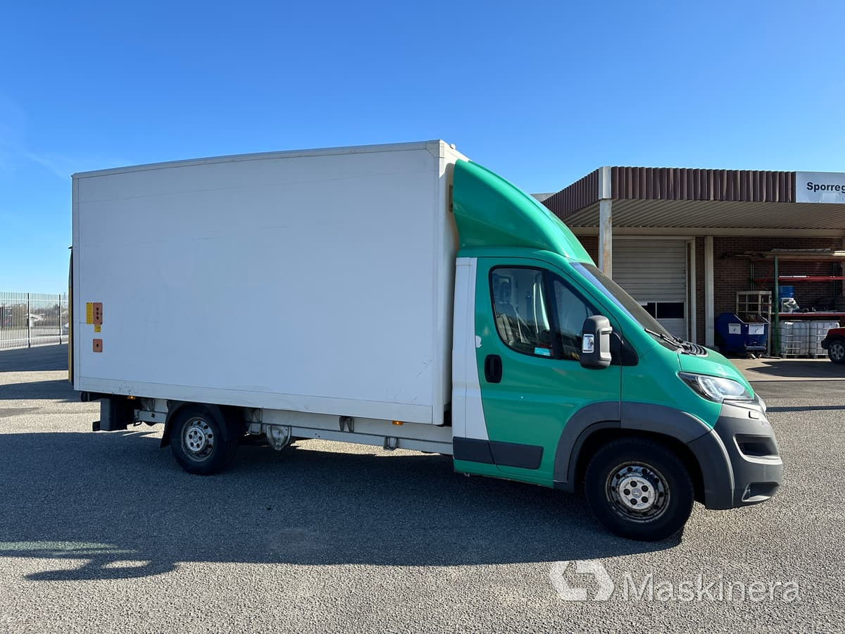 Lastbil Peugeot Boxer 2017 - Otros maquinaria: foto 4 Lastbil Peugeot Boxer 2017 - Otros maquinaria: foto 4