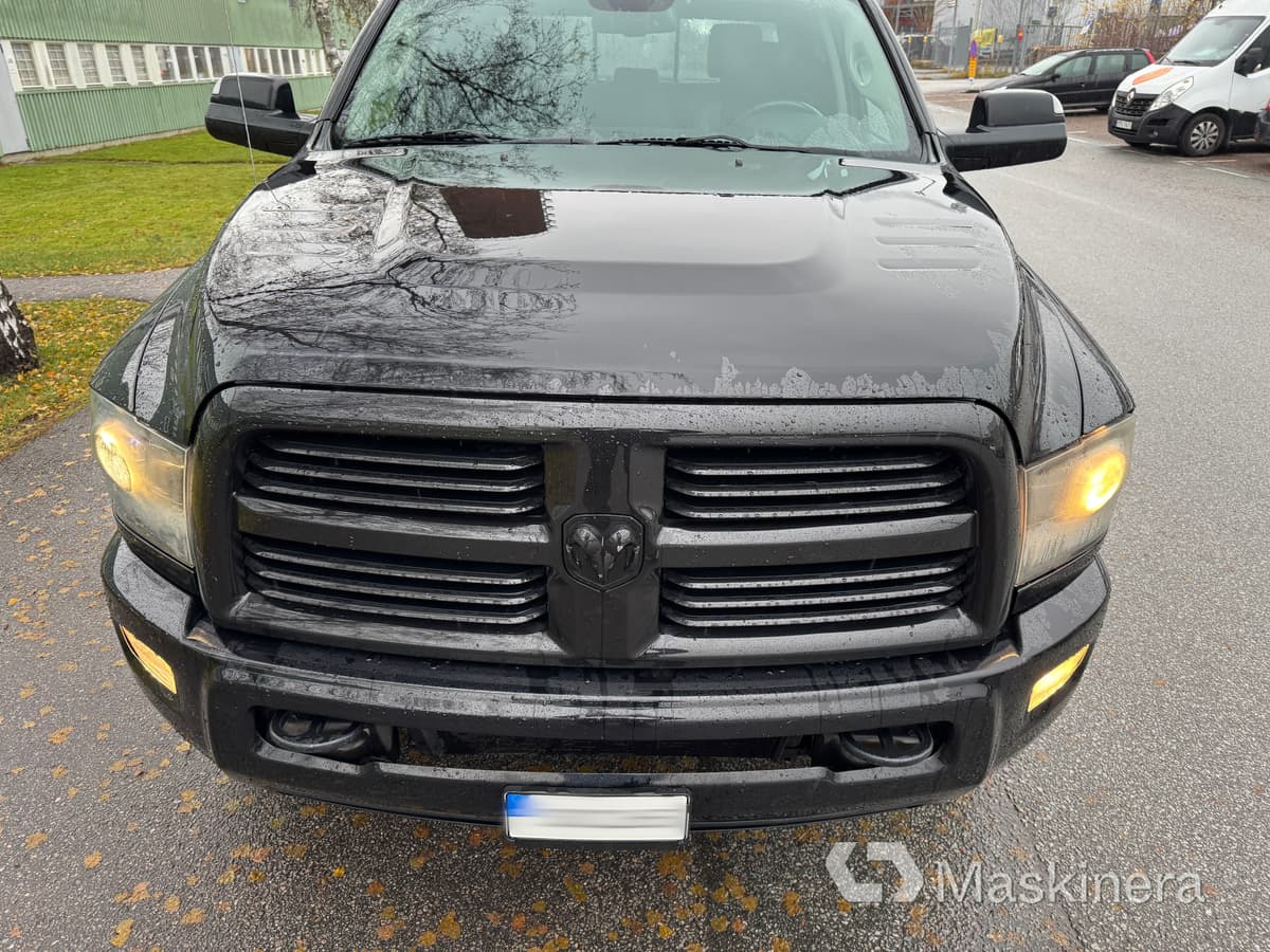 Furgón Pickup Ram 2500 Laramie: foto 33 Furgón Pickup Ram 2500 Laramie: foto 33