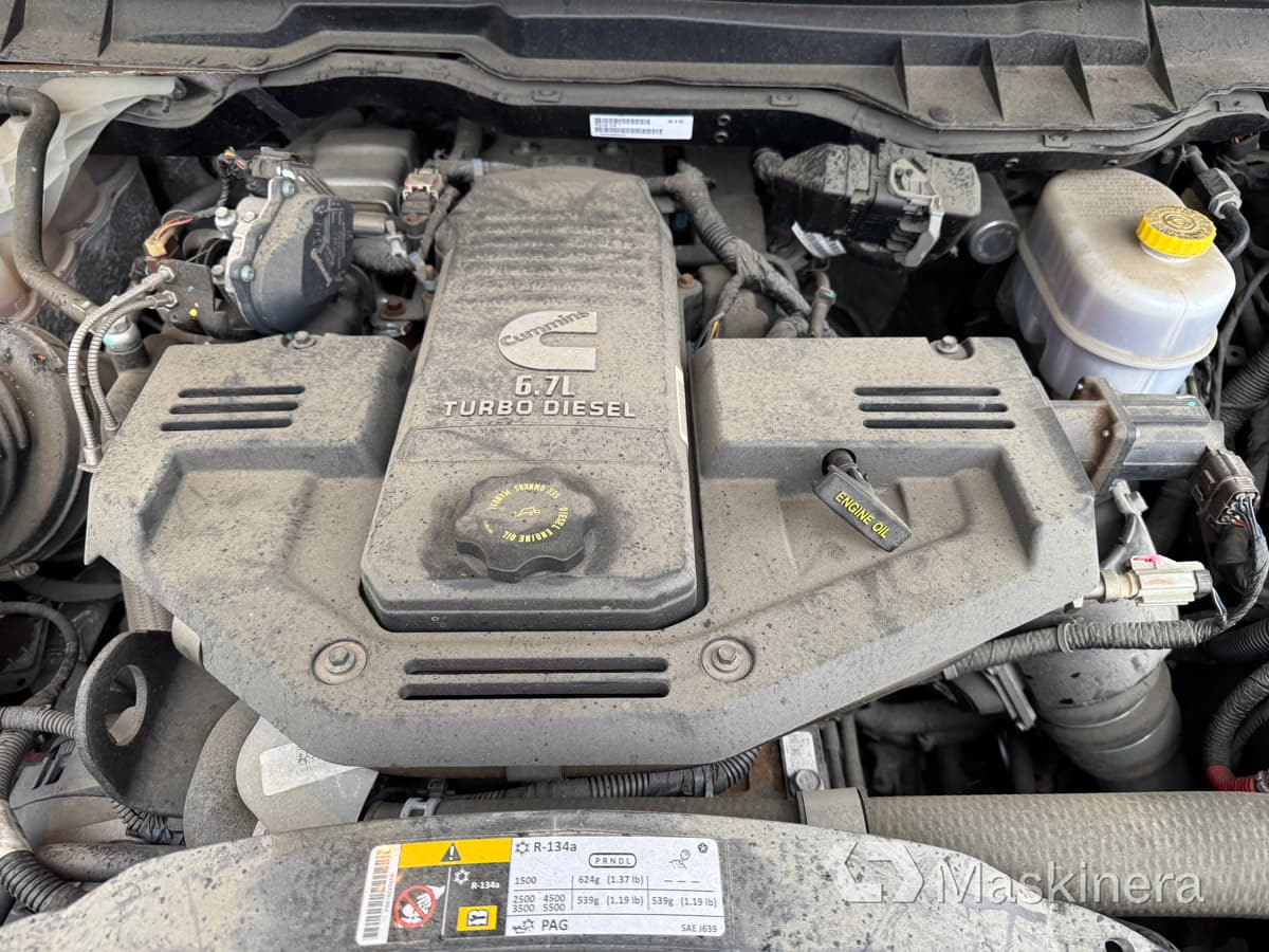 Furgón Pickup Ram 2500 Laramie: foto 35 Furgón Pickup Ram 2500 Laramie: foto 35