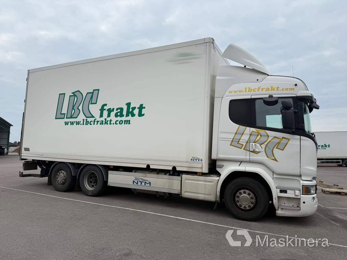 Skåpbil Scania R520 - Camión caja cerrada: foto 5 Skåpbil Scania R520 - Camión caja cerrada: foto 5