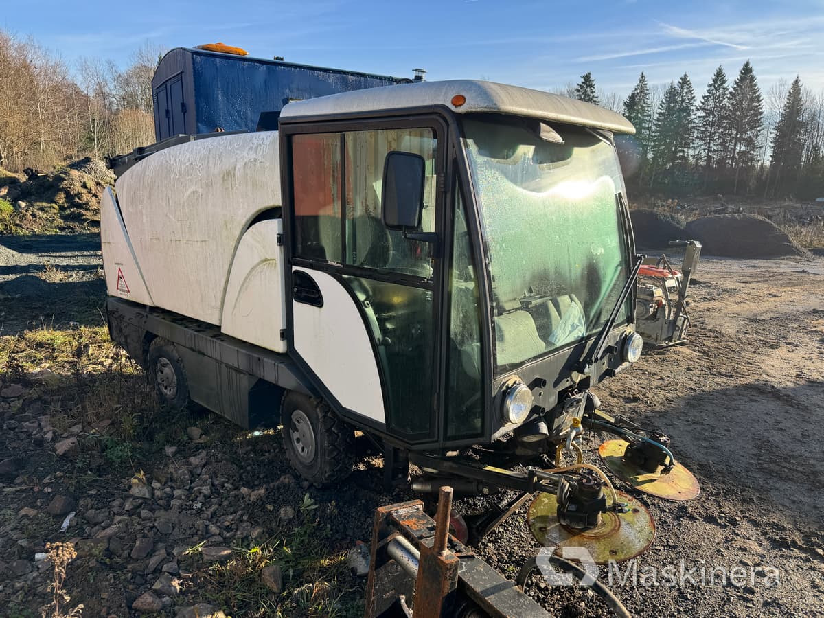 Sopmaskin Johnston Compact 142A 101T (Rep. objekt) - Barredora vial: foto 3 Sopmaskin Johnston Compact 142A 101T (Rep. objekt) - Barredora vial: foto 3