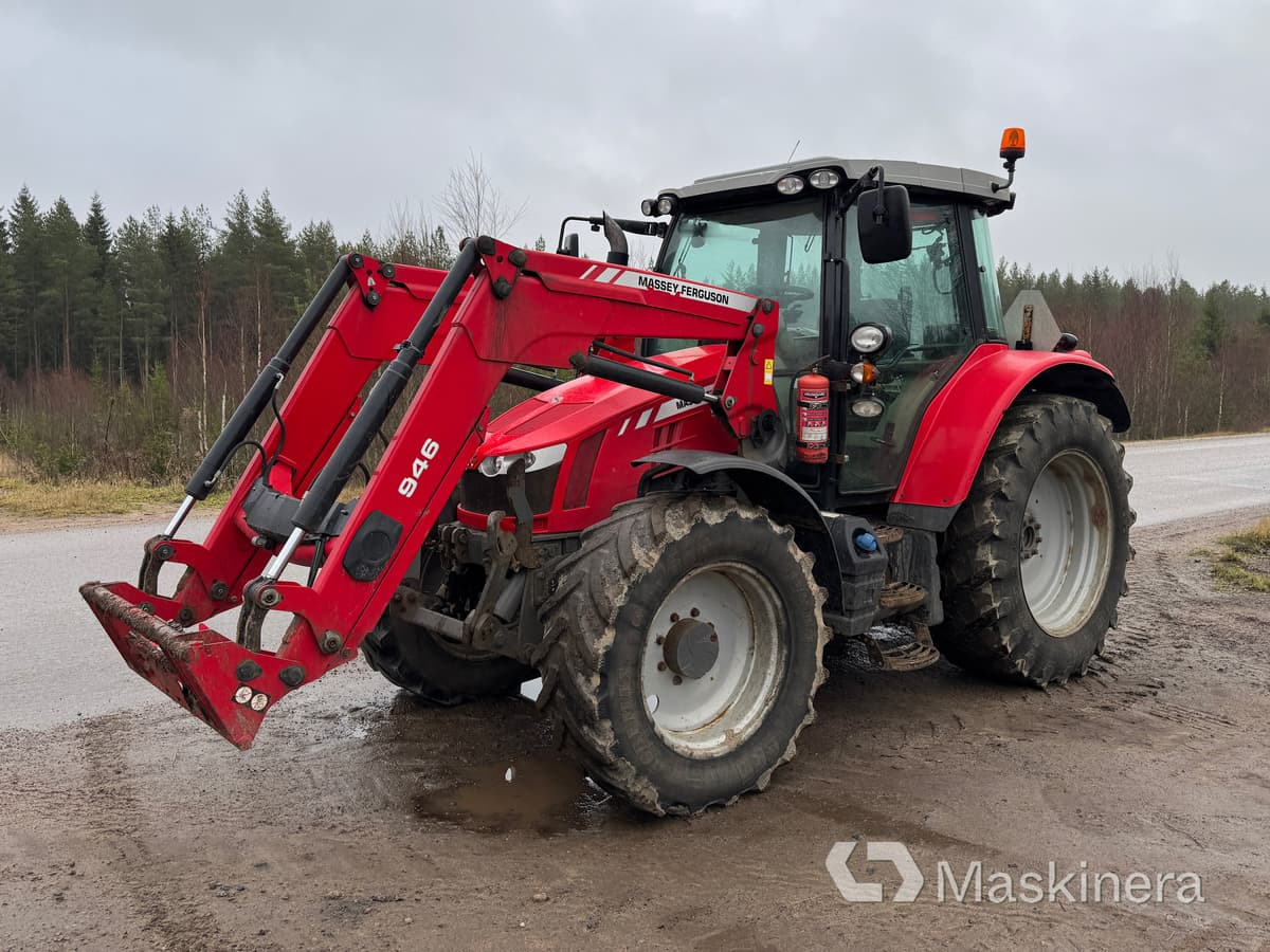 Traktor Massey Ferguson MF 5613 med Frontlastare - Tractor: foto 1 Traktor Massey Ferguson MF 5613 med Frontlastare - Tractor: foto 1