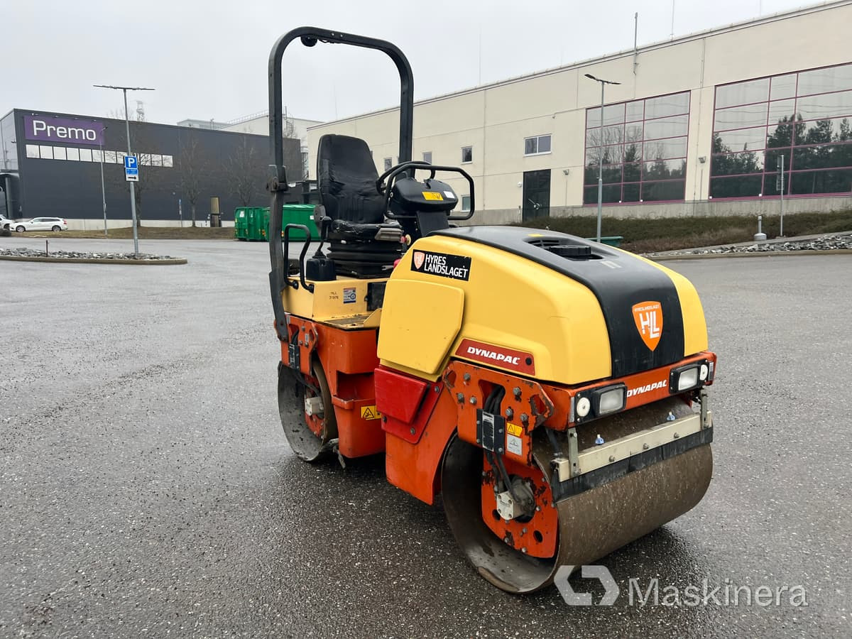 Vält Dynapac CC1100 - Apisonadora de asfalto: foto 3 Vält Dynapac CC1100 - Apisonadora de asfalto: foto 3