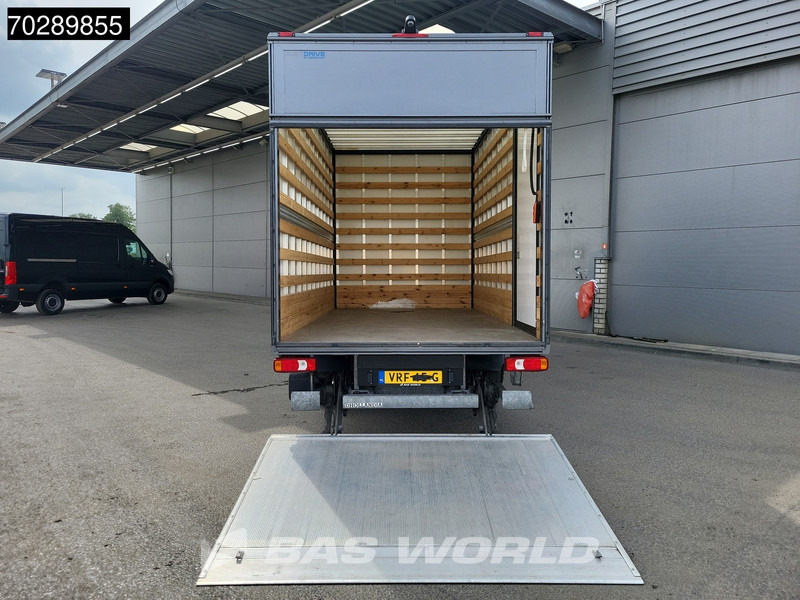 Iveco Daily 35C18 3.0L 180PK Automaat Bakwagen Dhollandia Laadklep Lat om Lat Zijdeur Navi Camera Airco Cruise Koffer Meubelbak 22m3 Airco C - Furgoneta caja cerrada: foto 3 Iveco Daily 35C18 3.0L 180PK Automaat Bakwagen Dhollandia Laadklep Lat om Lat Zijdeur Navi Camera Airco Cruise Koffer Meubelbak 22m3 Airco C - Furgoneta caja cerrada: foto 3