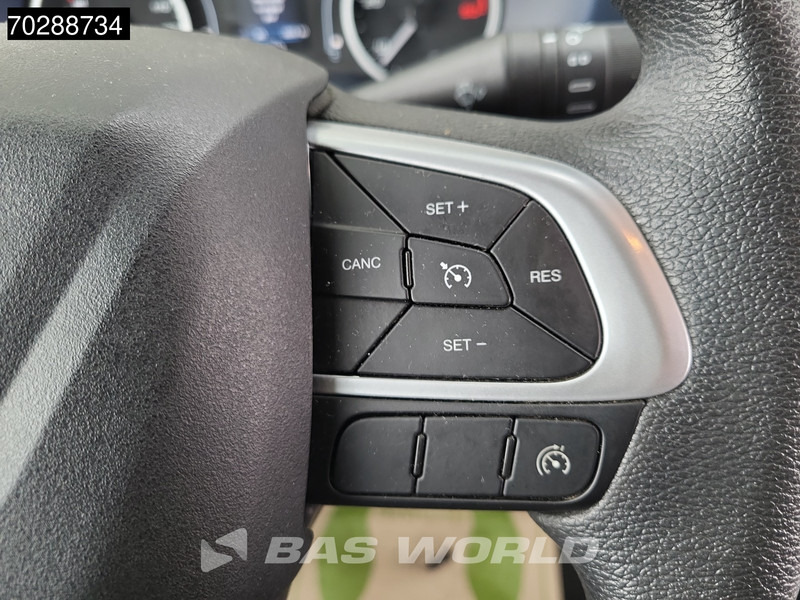 Furgón Iveco Daily 35C18 3.0L Automaat Dubbellucht L2H2 3,5t Trekhaak Airco Cruise Camera Euro6 L2 12m3 Airco Trekhaak Cruise control: foto 18