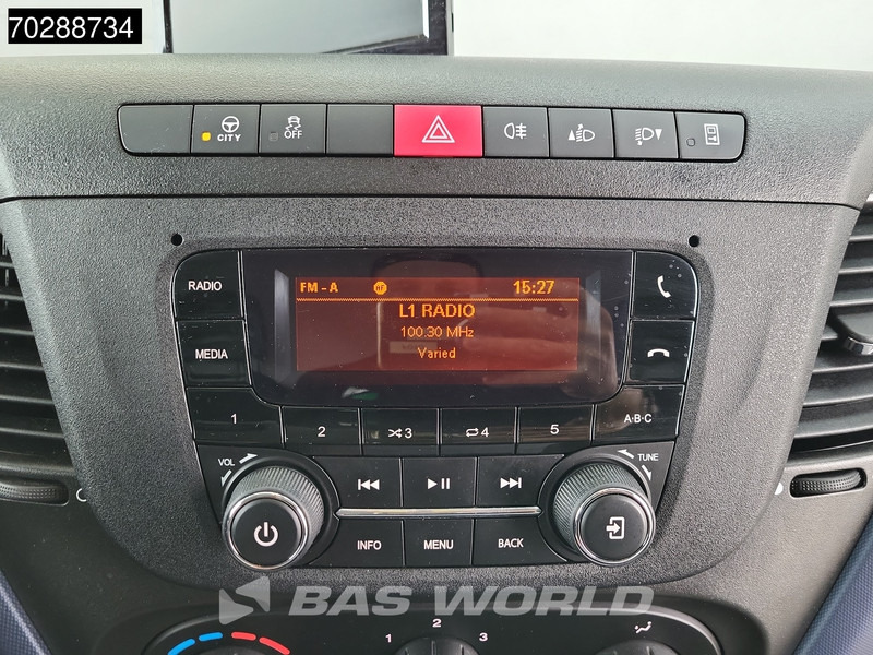 Furgón Iveco Daily 35C18 3.0L Automaat Dubbellucht L2H2 3,5t Trekhaak Airco Cruise Camera Euro6 L2 12m3 Airco Trekhaak Cruise control: foto 14