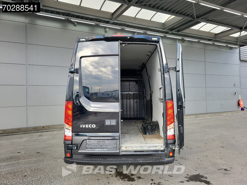 Iveco Daily 35C18 3.0L Automaat Dubbellucht L2H2 Navi Cruise Camera Euro6 L2 12m3 Airco Cruise control - Furgón: foto 3 Iveco Daily 35C18 3.0L Automaat Dubbellucht L2H2 Navi Cruise Camera Euro6 L2 12m3 Airco Cruise control - Furgón: foto 3