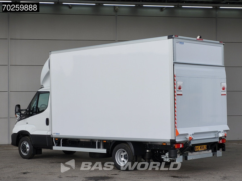 Iveco Daily 35C18 3.0L Automaat Luchtvering Laadklep Zijdeur Dubbellucht Bakwagen 180PK LED Airco Cruise Camera Lat om Lat D'Hollandia Euro6 - Furgoneta caja cerrada: foto 2 Iveco Daily 35C18 3.0L Automaat Luchtvering Laadklep Zijdeur Dubbellucht Bakwagen 180PK LED Airco Cruise Camera Lat om Lat D'Hollandia Euro6 - Furgoneta caja cerrada: foto 2