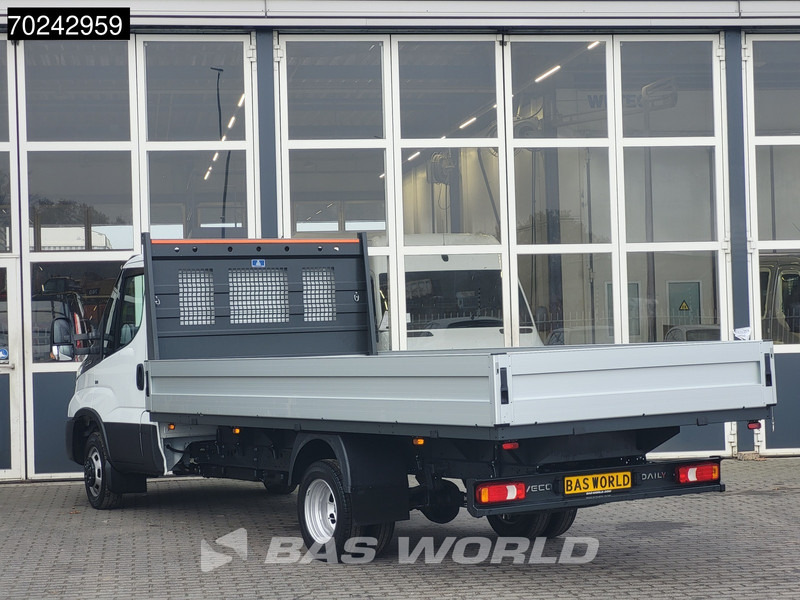 Iveco Daily 35C18 3.0L Automaat Nwe model 2025 Open laadbak Navi ACC LED 3,5T Trekvermogen Pritsche Pickup Airco - Furgoneta caja abierta: foto 2 Iveco Daily 35C18 3.0L Automaat Nwe model 2025 Open laadbak Navi ACC LED 3,5T Trekvermogen Pritsche Pickup Airco - Furgoneta caja abierta: foto 2