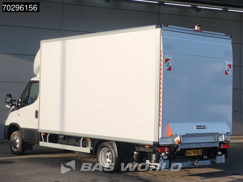 Iveco Daily 35C18 XXL 1000KG Laadklep 3.0L Automaat 3,5t Trekhaak Luchtvering Zijdeur Dubbellucht Bakwagen 180PK LED Airco Cruise Camera Par - Furgoneta caja cerrada: foto 2 Iveco Daily 35C18 XXL 1000KG Laadklep 3.0L Automaat 3,5t Trekhaak Luchtvering Zijdeur Dubbellucht Bakwagen 180PK LED Airco Cruise Camera Par - Furgoneta caja cerrada: foto 2