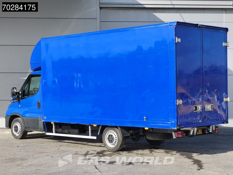 Iveco Daily 35S14 Automaat Bakwagen Achterdeuren 488cm lang! Airco Cruise Euro6 Meubelbak Koffer 23m3 Airco Cruise control - Furgoneta caja cerrada: foto 2 Iveco Daily 35S14 Automaat Bakwagen Achterdeuren 488cm lang! Airco Cruise Euro6 Meubelbak Koffer 23m3 Airco Cruise control - Furgoneta caja cerrada: foto 2