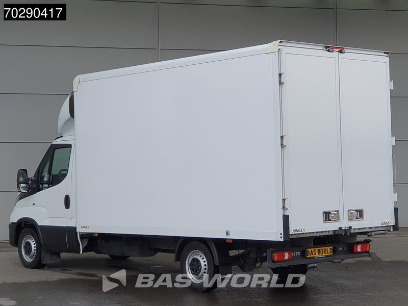Iveco Daily 35S16 Automaat Bakwagen Achterdeuren 160PK Airco Camera Euro6 Meubelbak Koffer 21m3 Airco - Furgoneta caja cerrada: foto 2 Iveco Daily 35S16 Automaat Bakwagen Achterdeuren 160PK Airco Camera Euro6 Meubelbak Koffer 21m3 Airco - Furgoneta caja cerrada: foto 2