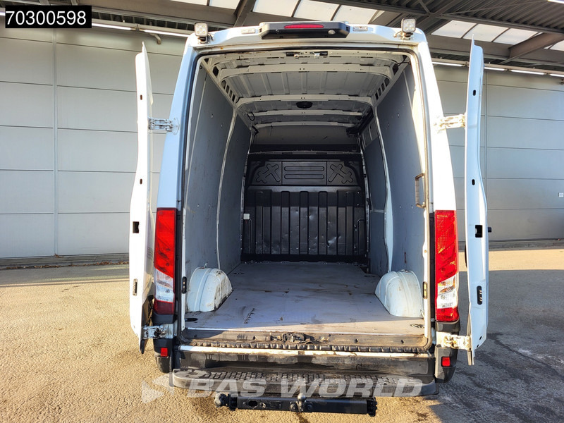 Iveco Daily 35S16 Automaat L2H2 3,5t Trekhaak Navi Airco Cruise Camera Standkachel Euro6 L2 Airco Trekhaak - Furgón: foto 3 Iveco Daily 35S16 Automaat L2H2 3,5t Trekhaak Navi Airco Cruise Camera Standkachel Euro6 L2 Airco Trekhaak - Furgón: foto 3