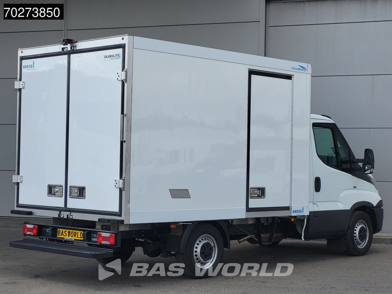 Iveco Daily 35S16 Koelwagen Automaat Carrier Pulsar 400 380V Stekker Airco Cruise Camera Koel Koeler Kühlwagen Kühlkoffer 12m3 Airco Cruise - Furgoneta frigorifica: foto 5 Iveco Daily 35S16 Koelwagen Automaat Carrier Pulsar 400 380V Stekker Airco Cruise Camera Koel Koeler Kühlwagen Kühlkoffer 12m3 Airco Cruise - Furgoneta frigorifica: foto 5