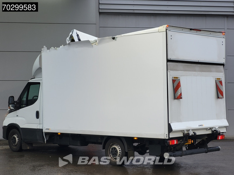 Iveco Daily 35S16 Laadklep Automaat SCHADE Bakwagen 160PK Airco Camera Euro6 Meubelbak Koffer Airco - Furgoneta caja cerrada: foto 2 Iveco Daily 35S16 Laadklep Automaat SCHADE Bakwagen 160PK Airco Camera Euro6 Meubelbak Koffer Airco - Furgoneta caja cerrada: foto 2