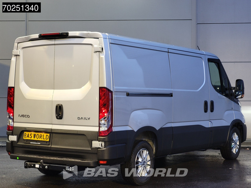 Iveco Daily 35S21 210PK 3.0L Automaat Laag dak L2H1 2025model 3.5t Trekhaak LED Navi ACC Camera 8m3 Airco Trekhaak - Furgón: foto 2 Iveco Daily 35S21 210PK 3.0L Automaat Laag dak L2H1 2025model 3.5t Trekhaak LED Navi ACC Camera 8m3 Airco Trekhaak - Furgón: foto 2