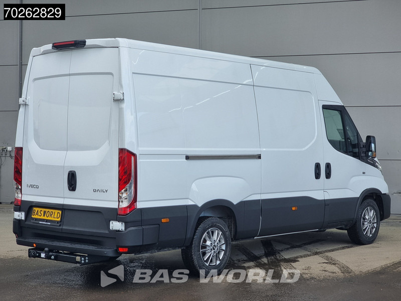 Iveco Daily 35S21 3.0L Automaat 2025 model L2H2 Trekhaak Tacho ACC LED CarPlay Velgen Camera L2H2 12m3 Airco Trekhaak - Furgón: foto 5 Iveco Daily 35S21 3.0L Automaat 2025 model L2H2 Trekhaak Tacho ACC LED CarPlay Velgen Camera L2H2 12m3 Airco Trekhaak - Furgón: foto 5