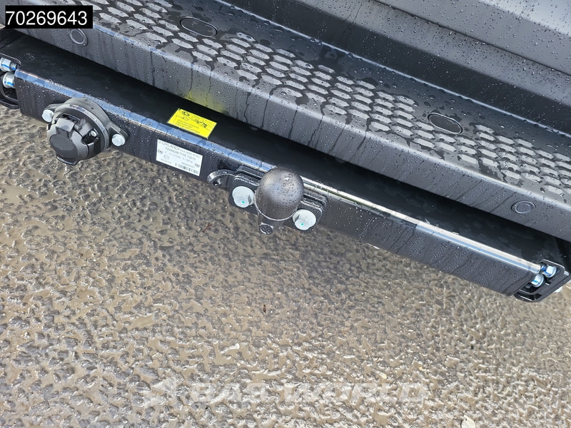 Leasing de Iveco Daily 35S21 3.0L Automaat Black Edition 2025 model L2H2 Trekhaak Tacho ACC LED CarPlay Velgen Camera 12m3 Airco Trekhaak Iveco Daily 35S21 3.0L Automaat Black Edition 2025 model L2H2 Trekhaak Tacho ACC LED CarPlay Velgen Camera 12m3 Airco Trekhaak: foto 9