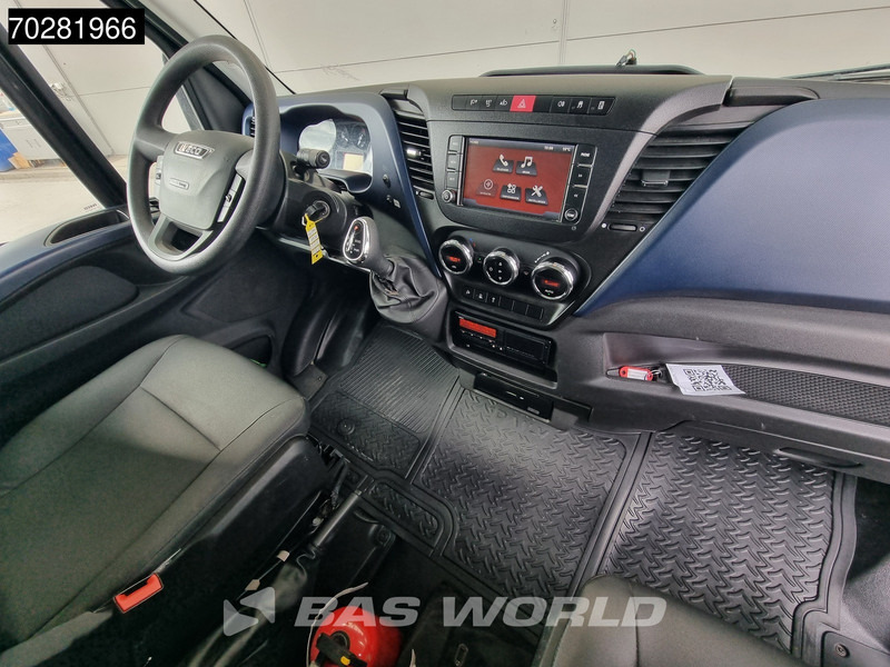 Leasing de Iveco Daily 50C18 3.0L Automaat L4H2 Luchtvering Dubbellucht 3,5t Trekhaak Airco Cruise Camera Euro6 L4 16m3 Airco Trekhaak Cruise control Iveco Daily 50C18 3.0L Automaat L4H2 Luchtvering Dubbellucht 3,5t Trekhaak Airco Cruise Camera Euro6 L4 16m3 Airco Trekhaak Cruise control: foto 11