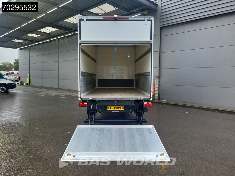 MAN TGE 3.140 Laadklep Automaat Bakwagen Airco Cruise Camera Euro6 Meubelbak Koffer 20m3 Airco Cruise control - Furgoneta caja cerrada: foto 3 MAN TGE 3.140 Laadklep Automaat Bakwagen Airco Cruise Camera Euro6 Meubelbak Koffer 20m3 Airco Cruise control - Furgoneta caja cerrada: foto 3