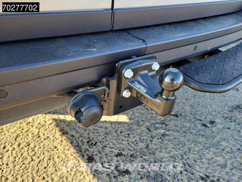 Furgón nuevo MAN TGE 3.180 Automaat 180PK L3H3 LED Airco Cruise Trekhaak Camera Parkeersensoren L2H2 11m3 Airco Trekhaak: foto 9 Furgón nuevo MAN TGE 3.180 Automaat 180PK L3H3 LED Airco Cruise Trekhaak Camera Parkeersensoren L2H2 11m3 Airco Trekhaak: foto 9