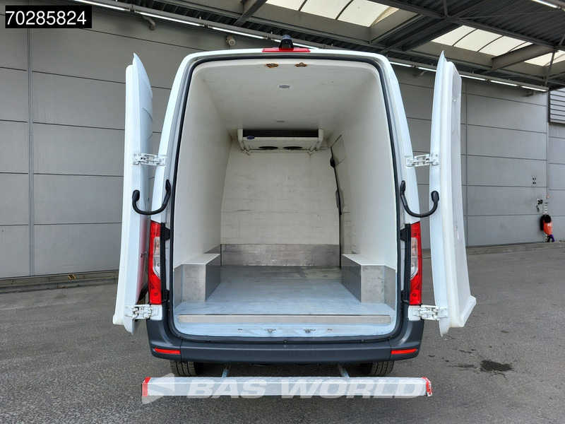 Mercedes-Benz Sprinter 314 CDI Koelwagen Carrier Viento 350 Navi Airco Cruise Camera MBUX Euro6 Koel Koeler Kühl Kühler Kühlwagen 9m3 Airco Cruise cont - Furgoneta frigorifica: foto 3 Mercedes-Benz Sprinter 314 CDI Koelwagen Carrier Viento 350 Navi Airco Cruise Camera MBUX Euro6 Koel Koeler Kühl Kühler Kühlwagen 9m3 Airco Cruise cont - Furgoneta frigorifica: foto 3