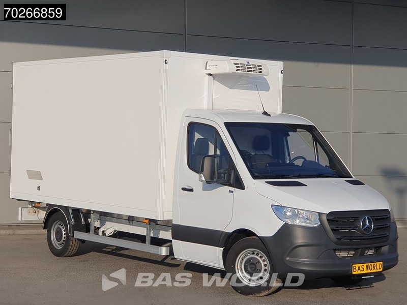 Mercedes-Benz Sprinter 315 CDI Koelwagen Achterdeuren Thermo King C-250 Airco Carplay MBUX Koel Koeler Kühl Kühler Kühlwagen Kühlkoffer 17m3 Airco - Furgoneta frigorifica: foto 5 Mercedes-Benz Sprinter 315 CDI Koelwagen Achterdeuren Thermo King C-250 Airco Carplay MBUX Koel Koeler Kühl Kühler Kühlwagen Kühlkoffer 17m3 Airco - Furgoneta frigorifica: foto 5