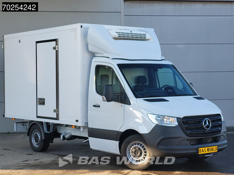 Furgoneta frigorifica nuevo Mercedes-Benz Sprinter 315 CDI Koelwagen Thermo King V-300max 230V stekker Bakwagen Koel Kühlwagen 13m3 Airco: foto 7