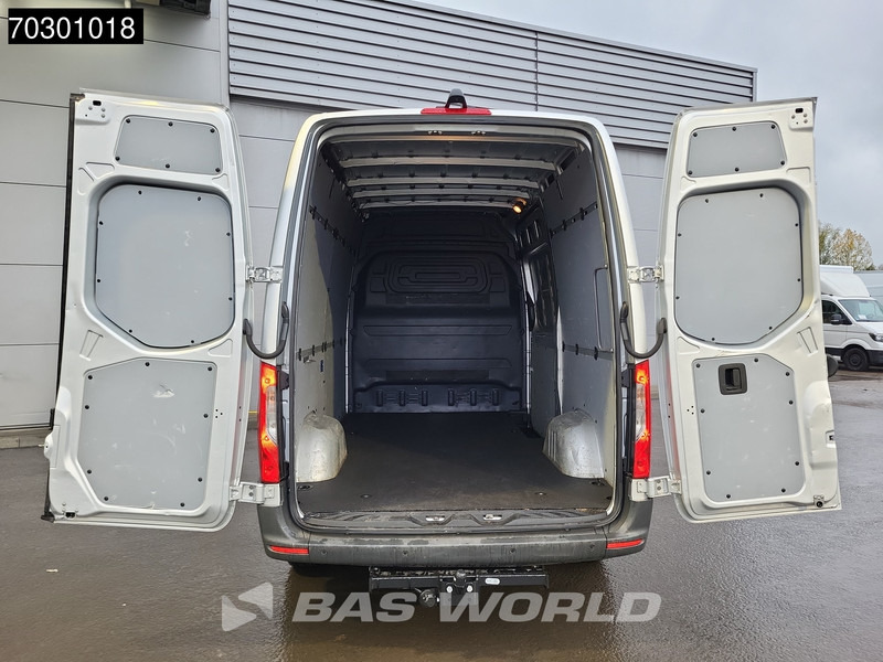 Mercedes-Benz Sprinter 315 CDI Special Edition Automaat L2H2 Trekhaak 150PK Airco Camera Parkeersensoren MBUX CarPlay Euro6 L2 12m3 Airco - Furgoneta pequeña: foto 3 Mercedes-Benz Sprinter 315 CDI Special Edition Automaat L2H2 Trekhaak 150PK Airco Camera Parkeersensoren MBUX CarPlay Euro6 L2 12m3 Airco - Furgoneta pequeña: foto 3