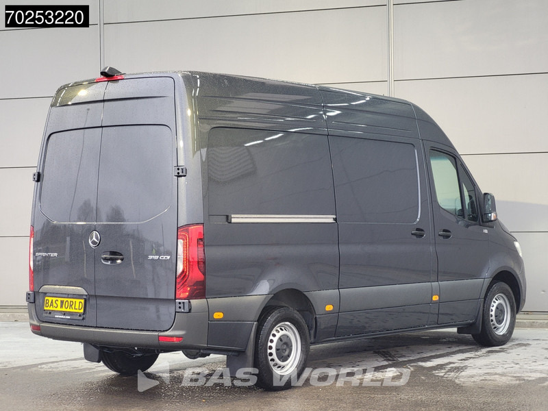 Mercedes-Benz Sprinter 319 CDI Automaat L2H2 model 2025 Camera MBUX LED Airco Cruise 10m3 Airco Cruise control - Furgón: foto 5 Mercedes-Benz Sprinter 319 CDI Automaat L2H2 model 2025 Camera MBUX LED Airco Cruise 10m3 Airco Cruise control - Furgón: foto 5