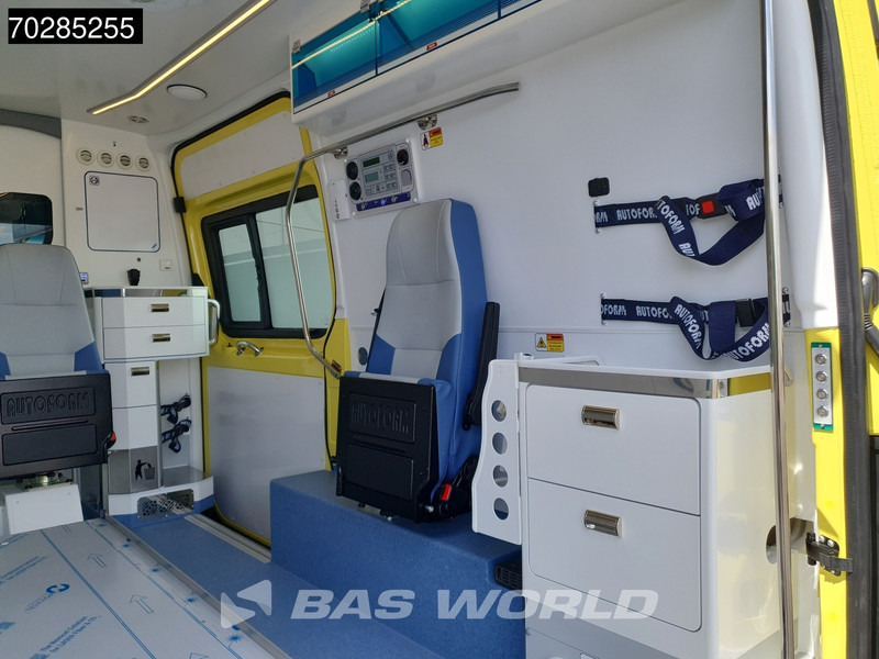 Ambulancia nuevo Mercedes-Benz Sprinter 319 CDI Automaat Nieuw! Complete Ambulance Ziekenwagen Rettungswagen Krankenwagen 11m3 Airco Cruise control: foto 10