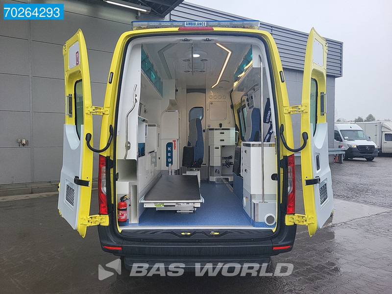 Mercedes-Benz Sprinter 319 CDI Automaat Nieuw! Complete Ambulance Ziekenwagen Rettungswagen Krankenwagen Airco - Ambulancia: foto 3 Mercedes-Benz Sprinter 319 CDI Automaat Nieuw! Complete Ambulance Ziekenwagen Rettungswagen Krankenwagen Airco - Ambulancia: foto 3