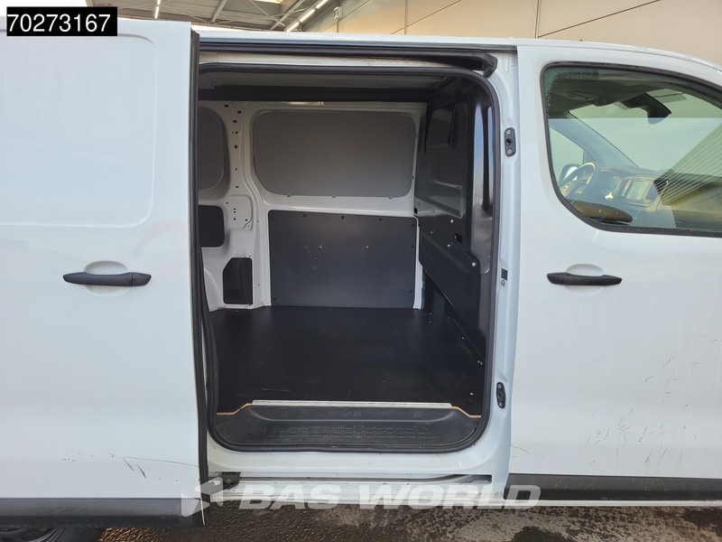 Opel Vivaro 145pk L3H1 Navi Airco Cruise Camera Parkeersensoren Airco Euro6 L3 5m3 Airco Cruise control - Furgoneta pequeña: foto 2 Opel Vivaro 145pk L3H1 Navi Airco Cruise Camera Parkeersensoren Airco Euro6 L3 5m3 Airco Cruise control - Furgoneta pequeña: foto 2