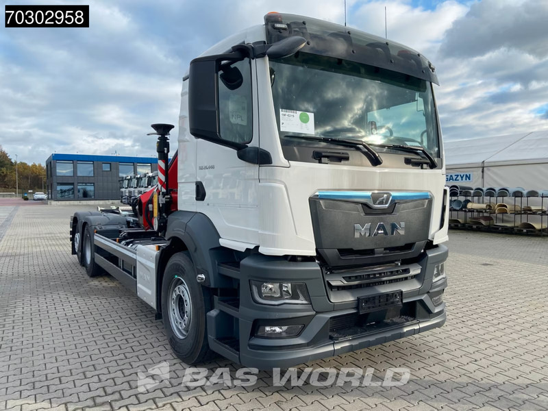 MAN TGS 26.440 6X2 NEW! Fassi 235A Crane Hyva 20-57-S Lift+ Steering Axle Euro 6 - Camión multibasculante, Camión grúa: foto 3 MAN TGS 26.440 6X2 NEW! Fassi 235A Crane Hyva 20-57-S Lift+ Steering Axle Euro 6 - Camión multibasculante, Camión grúa: foto 3