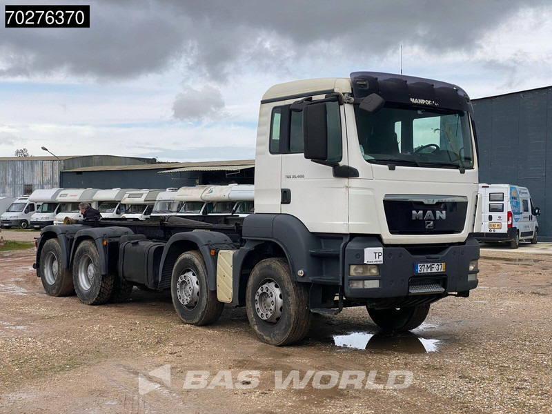 MAN TGS 35.400 8X4 Manual Retarder Big-Axle Steelsuspension Euro 5 - Camión multibasculante: foto 3 MAN TGS 35.400 8X4 Manual Retarder Big-Axle Steelsuspension Euro 5 - Camión multibasculante: foto 3