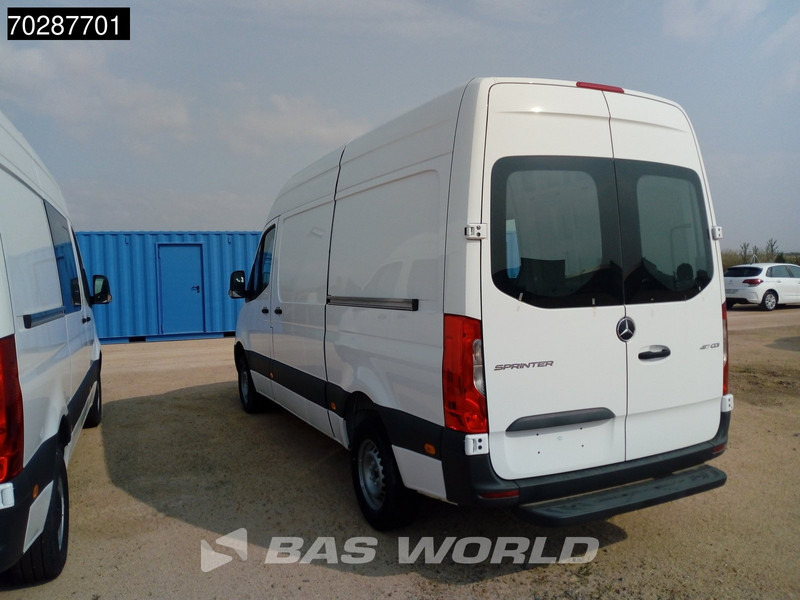 Furgoneta caja cerrada Mercedes-Benz Sprinter 417 CDI MULTIPLE UNITS AVAILABLE 11m3 A/C: foto 7