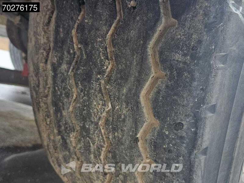 Semirremolque cisterna para transporte de alimentos SPITZER SF2755/4P 3 axles 55 m3 Liftachse: foto 11 Semirremolque cisterna para transporte de alimentos SPITZER SF2755/4P 3 axles 55 m3 Liftachse: foto 11