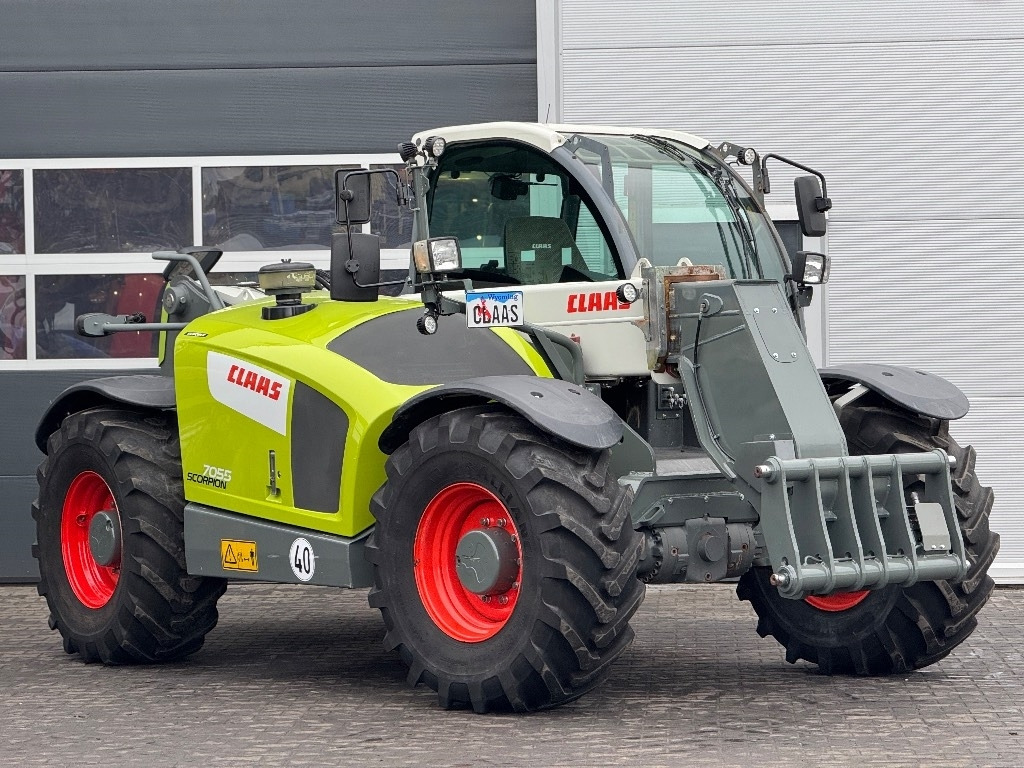 Claas Scorpion 7055 - Manipulador telescópico: foto 2 Claas Scorpion 7055 - Manipulador telescópico: foto 2