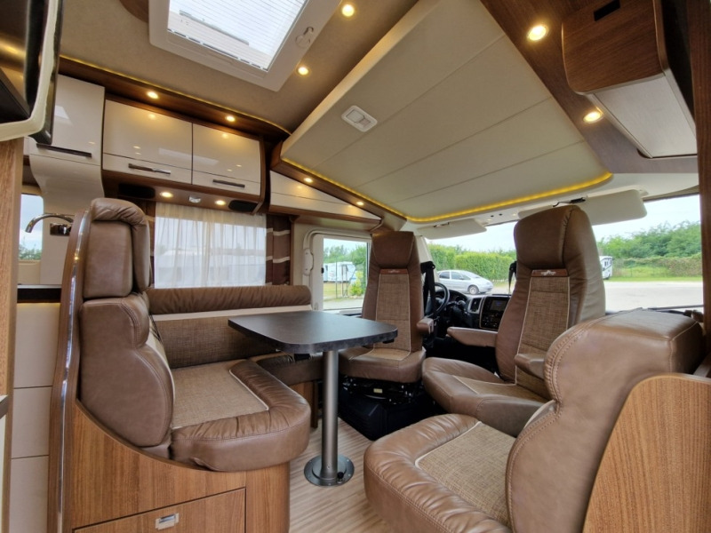 Carthago C-Tourer I 144 QB - Autocaravana integral: foto 4 Carthago C-Tourer I 144 QB - Autocaravana integral: foto 4