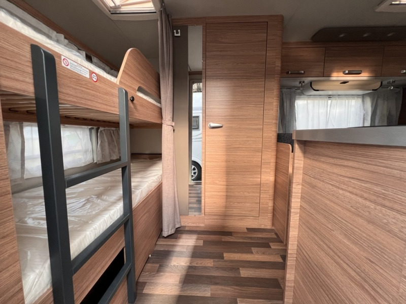 Weinsberg CaraOne 480 QDK - Caravana: foto 4 Weinsberg CaraOne 480 QDK - Caravana: foto 4