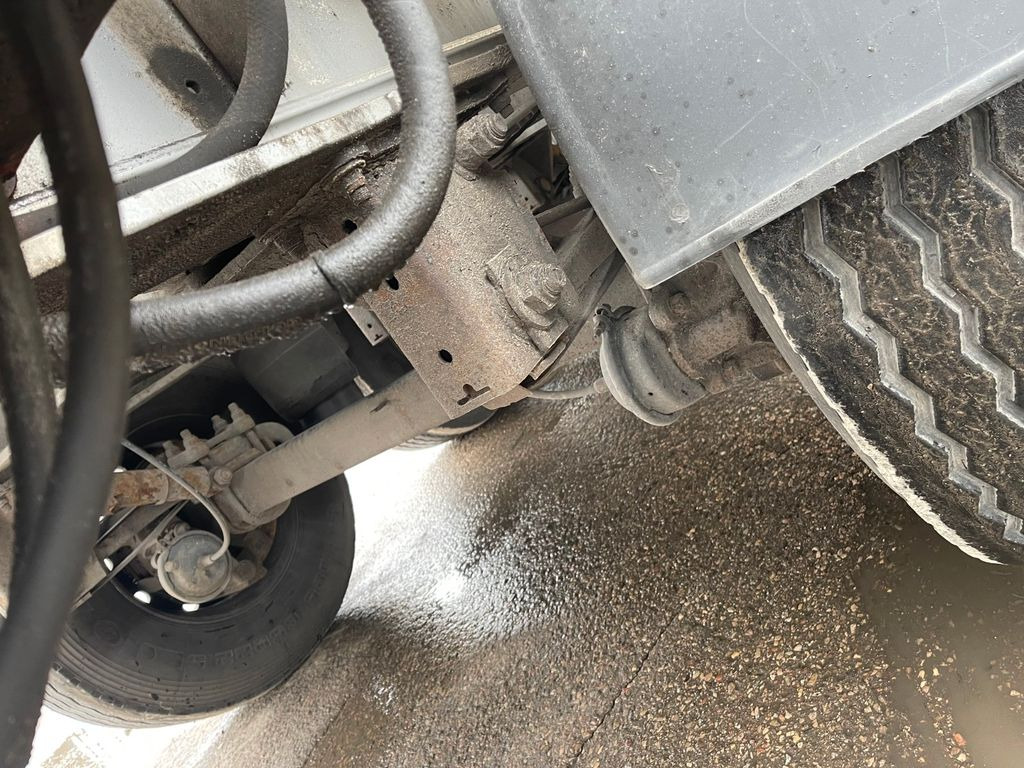 Benalu SILO 60 - Semirremolque silo: foto 5 Benalu SILO 60 - Semirremolque silo: foto 5