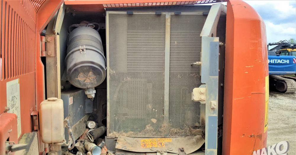 Excavadora de cadenas Hitachi ZX130 LCN-6: foto 8