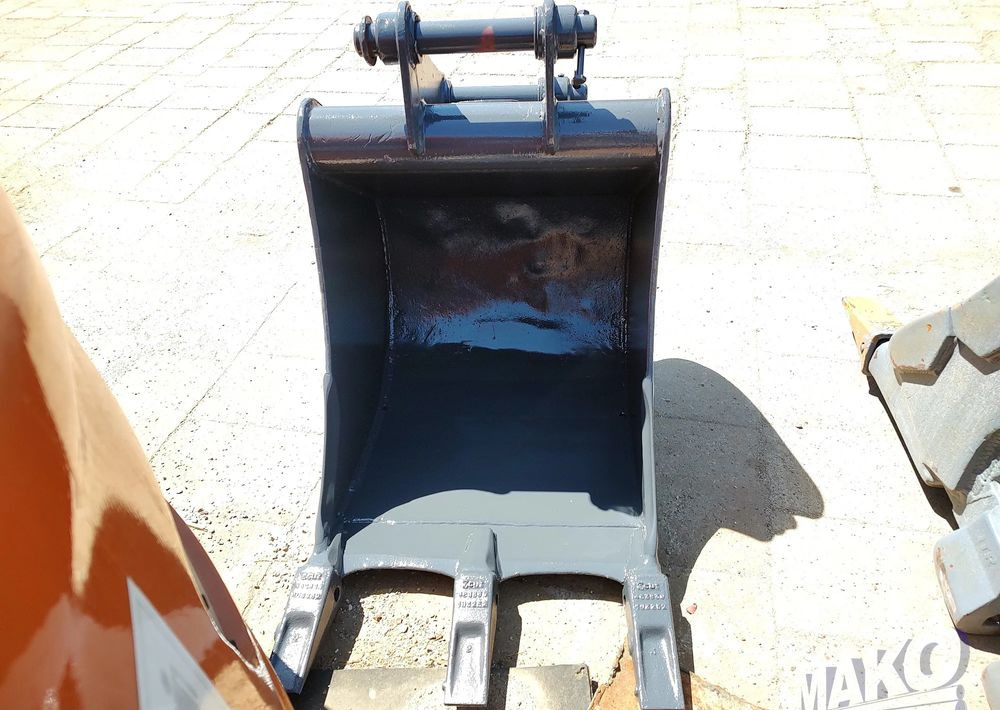 Łyżka 60cm do koparki Miller fi 45 - Implemento para Maquinaria de construcción: foto 1 Łyżka 60cm do koparki Miller fi 45 - Implemento para Maquinaria de construcción: foto 1