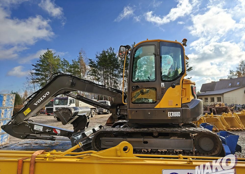 Volvo ECR88D - Excavadora de cadenas: foto 1 Volvo ECR88D - Excavadora de cadenas: foto 1
