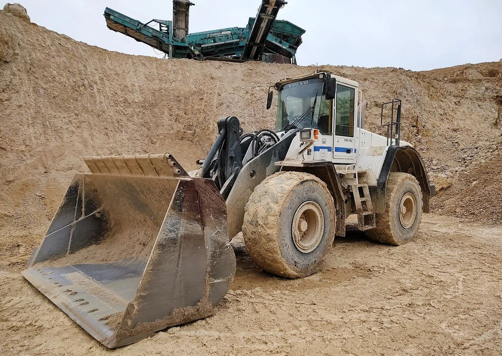 Volvo L180E - Cargadora de ruedas: foto 1 Volvo L180E - Cargadora de ruedas: foto 1