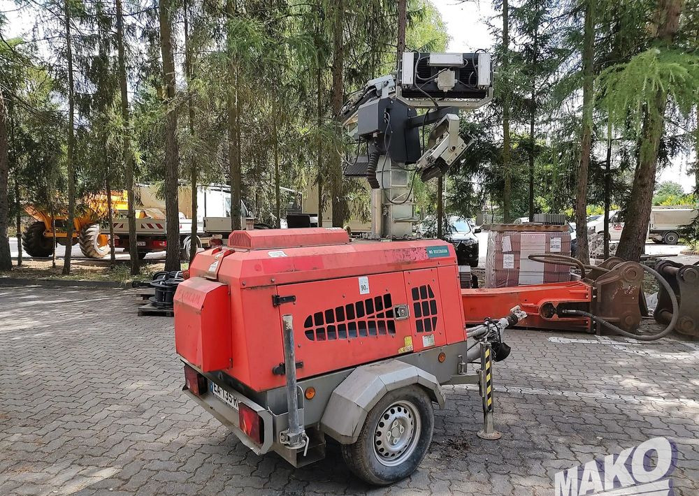 Wieża oświetleniowa Generac Tower Light VT1 - Torre de iluminación: foto 4 Wieża oświetleniowa Generac Tower Light VT1 - Torre de iluminación: foto 4