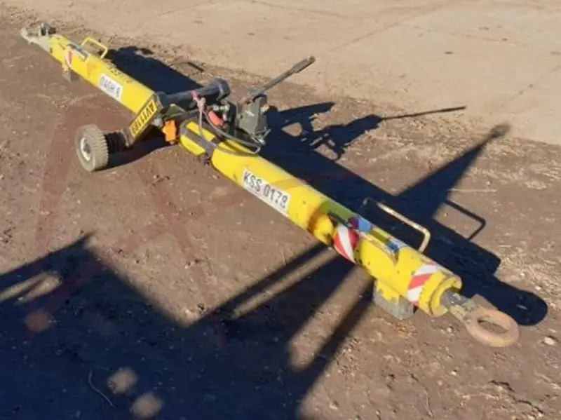 FLADUNG FSST DASH 8 - Equipo de apoyo en tierra: foto 5 FLADUNG FSST DASH 8 - Equipo de apoyo en tierra: foto 5