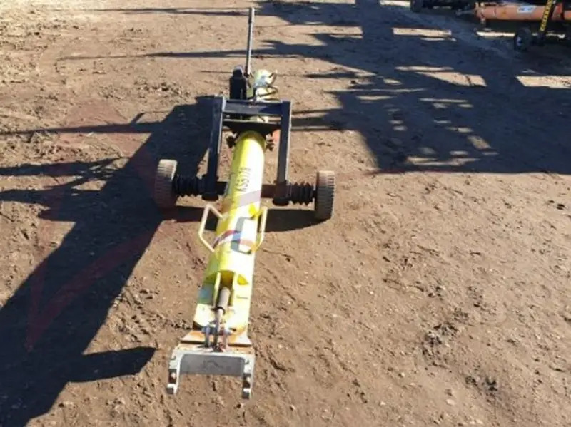 FLADUNG FSST DASH 8 - Equipo de apoyo en tierra: foto 4 FLADUNG FSST DASH 8 - Equipo de apoyo en tierra: foto 4